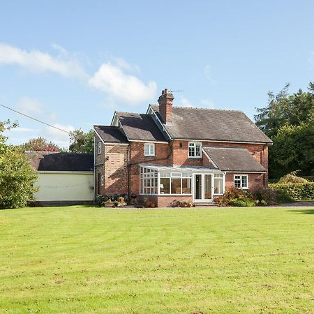 Fir Tree Cottage Standon Luaran gambar
